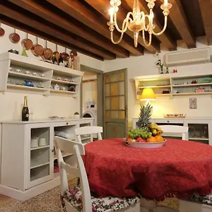 city-apartments-rialto-venice.hotelinveneto.com/